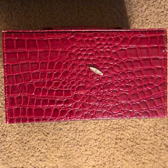 Vintage Jewelry/Music Box 3 Tier Drawers & Mirror Crocodile Pattern Red - Picture 4 of 16